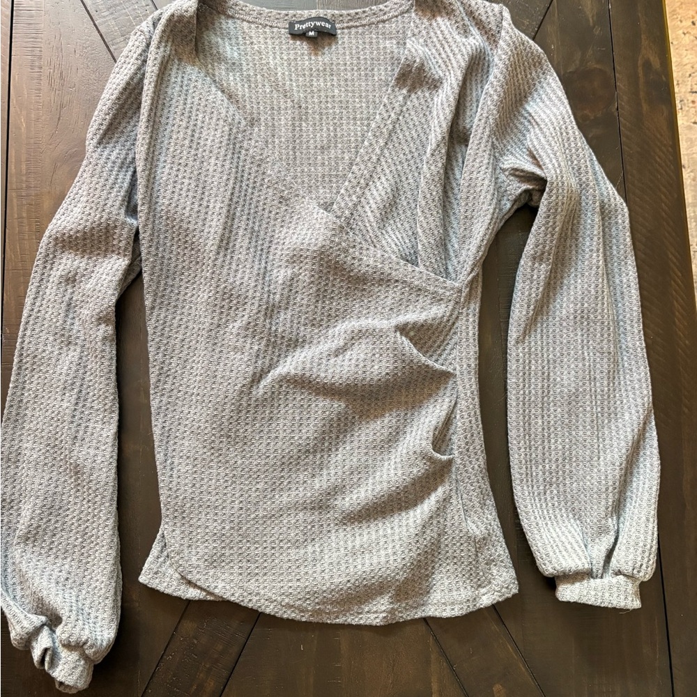 Gray Long Sleeve Textured Top